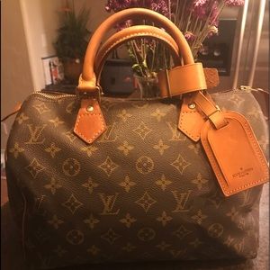 Beautiful LouisVuitton Speedy 30